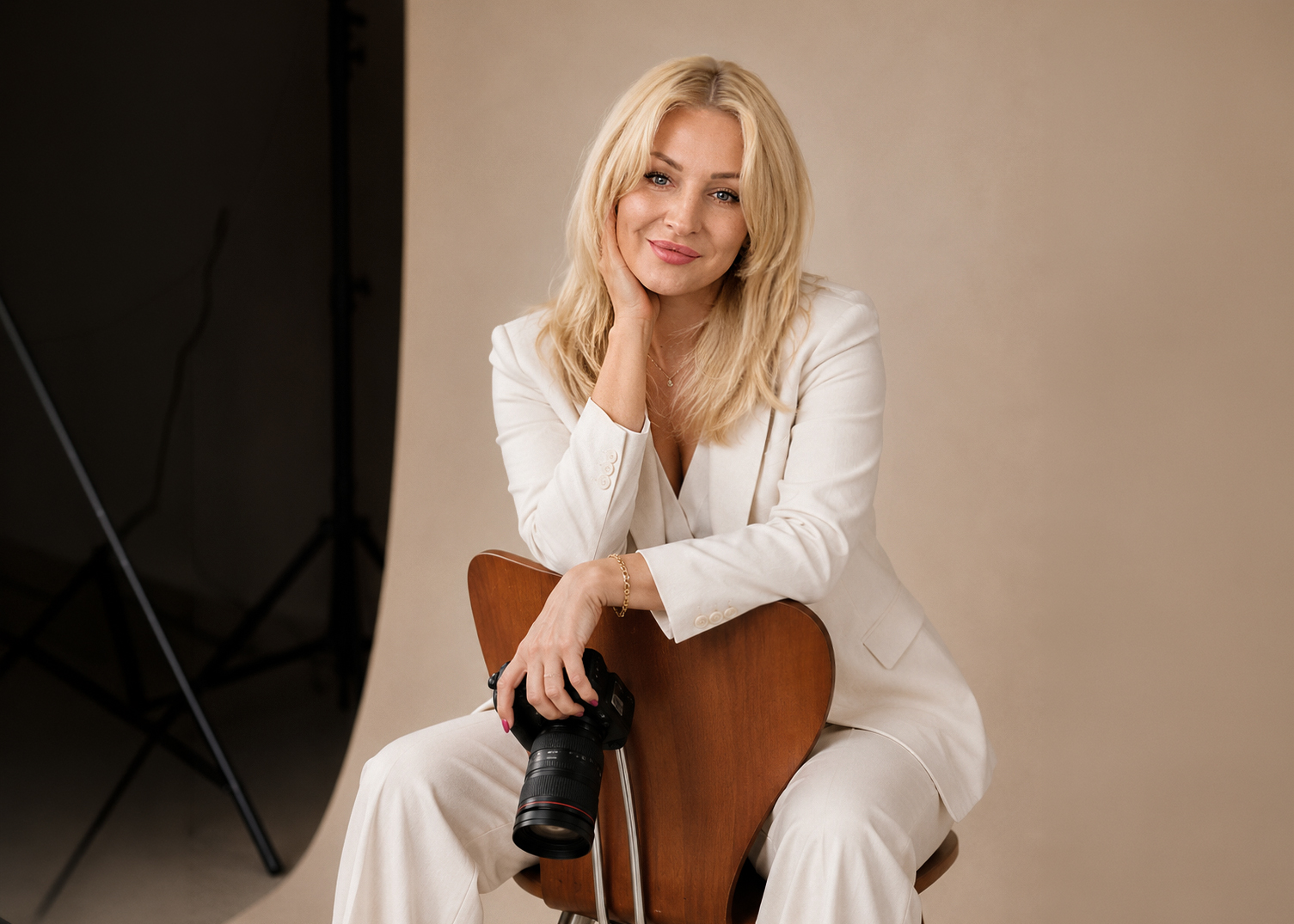 Justyna, photographer and owner of Zoom Photo Studio
